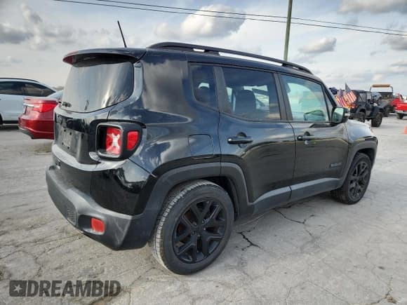 ✅ 2018 Jeep Renegade Latitude • VIN: ZACCJABB8JPJ15663 • Lot: 93409175. Listed on Copart with 195,391 mi. Free auction sales archive from the USA and detailed vehicle history report at DreamBid. Image 3.