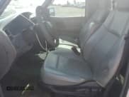 ✅ 2006 Ford Ranger XL • VIN: 1FTYR10D16PA88350 • Lot: 92615435. Wystawiony na Copart z przebiegiem 154 736 mil. Bezpłatny archiwum sprzedaży aukcyjnych z USA i szczegółowy raport historii pojazdu na DreamBid. Zdjęcie 7.