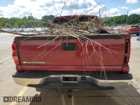 ✅ 2007 Chevrolet Silverado 1500 LT1 • VIN: 1GCEC19Z77Z162699 • Lot: 55865135. Listed on Copart with 131,099 mi. Free auction sales archive from the USA and detailed vehicle history report at DreamBid. Image 6.