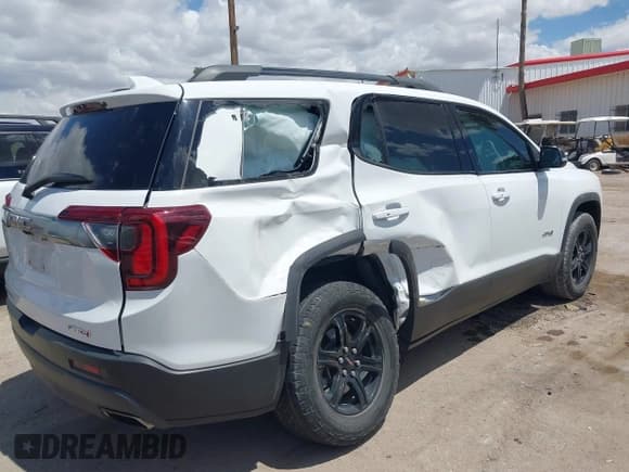 ✅ 2022 GMC Acadia AT4 • VIN: 1GKKNLLS6NZ158455 • Lot: 42564723. Listed on IAAI with 37,582 mi. Free auction sales archive from the USA and detailed vehicle history report at DreamBid. Image 6.