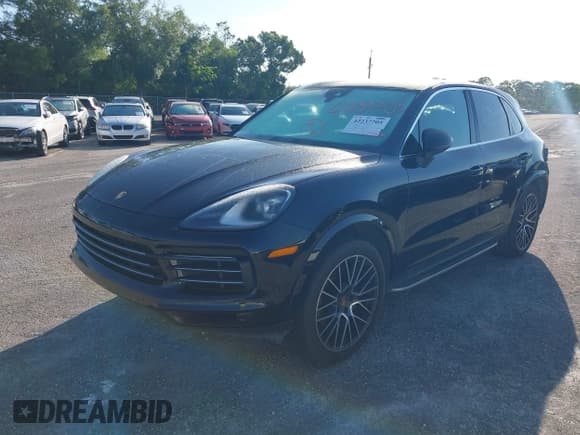✅ 2019 Porsche Cayenne • VIN: WP1AA2AY1KDA06305 • Lot: 42237705. Listed on IAAI with 38,118 mi. Free auction sales archive from the USA and detailed vehicle history report at DreamBid. Image 17.