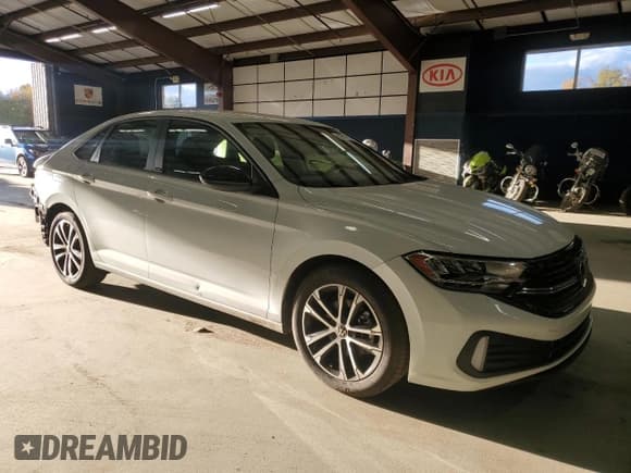 ✅ 2024 Volkswagen Jetta Sport • VIN: 3VWBM7BU1RM038379 • Lot: 89797755. Listed on Copart with 10,380 mi. Free auction sales archive from the USA and detailed vehicle history report at DreamBid. Image 4.