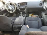 ✅ 2016 Nissan Pathfinder Platinum • VIN: 5N1AR2MN4GC645279 • Lot: 64805185. Wystawiony na Copart z przebiegiem 211 654 mil. Bezpłatny archiwum sprzedaży aukcyjnych z USA i szczegółowy raport historii pojazdu na DreamBid. Zdjęcie 8.