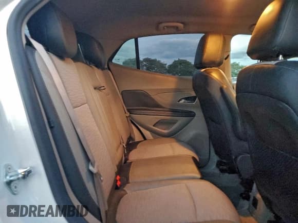 ✅ 2016 Buick Encore • VIN: KL4CJASB5GB614176 • Lot: 93244545. Wystawiony na Copart z przebiegiem 134 978 mil. Bezpłatny archiwum sprzedaży aukcyjnych z USA i szczegółowy raport historii pojazdu na DreamBid. Zdjęcie 11.