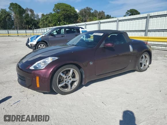 ✅ 2006 Nissan 350Z Touring • VIN: JN1AZ36A86M453718 • Лот: 89438085. Опубликован ранее на Copart с пробегом 31 287 миль. Бесплатный доступ к архиву аукционных продаж из США и подробный отчёт об истории автомобиля на DreamBid. Изображение 1.