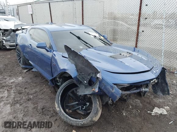 ✅ 2021 Chevrolet Camaro LT1 • VIN: 1G1FF1R79M0101759 • Lot: 43662703. Listed on IAAI with 83,220 mi. Free auction sales archive from the USA and detailed vehicle history report at DreamBid. Image 6.