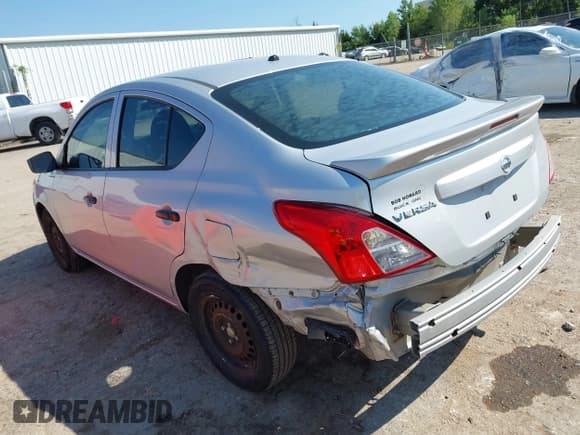 ✅ 2017 Nissan Versa SV • VIN: 3N1CN7AP9HL850794 • Lot: 43139377. Wystawiony na IAAI z przebiegiem 98 838 mil. Bezpłatny archiwum sprzedaży aukcyjnych z USA i szczegółowy raport historii pojazdu na DreamBid. Zdjęcie 3.