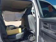 ✅ 2018 Ram 2500 Tradesman • VIN: 3C6UR5CL9JG209350 • Lot: 42074060. Wystawiony na IAAI z przebiegiem Nie podano. Bezpłatny archiwum sprzedaży aukcyjnych z USA i szczegółowy raport historii pojazdu na DreamBid. Zdjęcie 8.