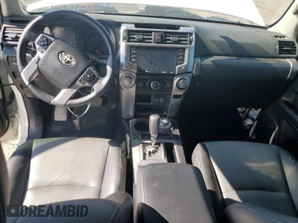 ✅ 2023 Toyota 4Runner SR5 Premium • VIN: JTENU5JR9P6133301 • Lot: 84040355. Wystawiony na Copart z przebiegiem 14 776 mil. Bezpłatny archiwum sprzedaży aukcyjnych z USA i szczegółowy raport historii pojazdu na DreamBid. Zdjęcie 8.