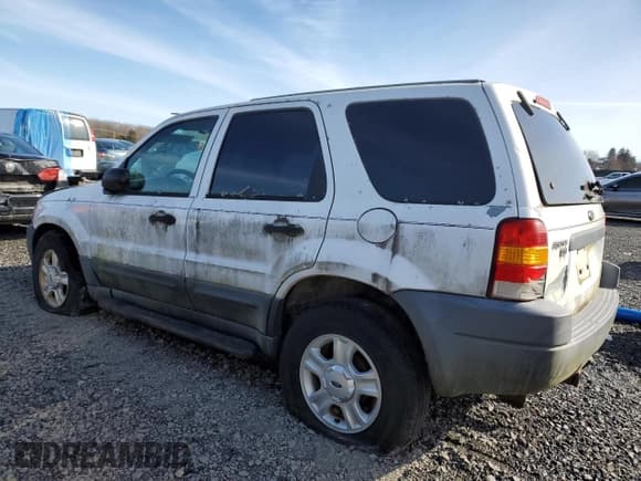 ✅ 2003 Ford Escape XLT Popular • VIN: 1FMYU03153KC15034 • Lot: 58889875. Listed on Copart with 190,986 mi. Free auction sales archive from the USA and detailed vehicle history report at DreamBid. Image 2.