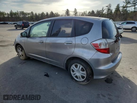 ✅ 2009 Honda Fit • VIN: JHMGE88269S054472 • Lot: 91581785. Listed on Copart with 223,819 mi. Free auction sales archive from the USA and detailed vehicle history report at DreamBid. Image 2.