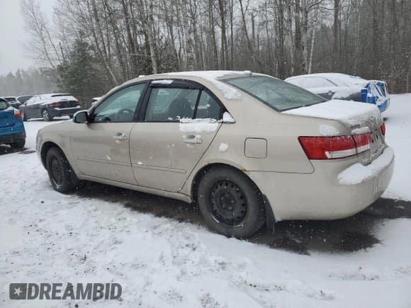 ✅ 2007 Hyundai Sonata GLS • VIN: 5NPET46C17H263617 • Lot: 84422344. Listed on Copart with 232,547 mi. Free auction sales archive from the USA and detailed vehicle history report at DreamBid. Image 2.