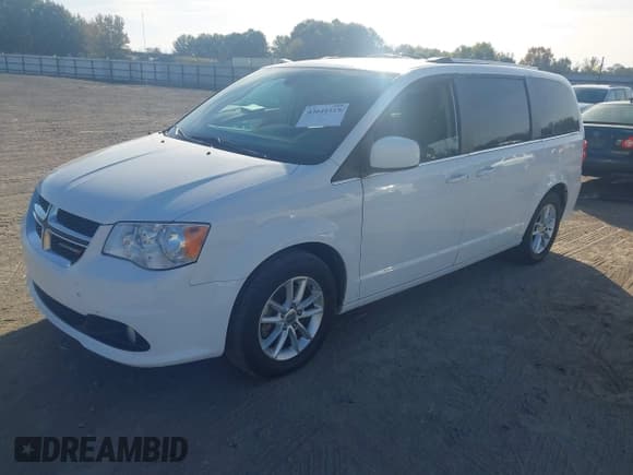✅ 2020 Dodge Grand Caravan SXT • VIN: 2C4RDGCG6LR153912 • Лот: 43641519. Опубликован ранее на IAAI с пробегом 204 586 миль. Бесплатный доступ к архиву аукционных продаж из США и подробный отчёт об истории автомобиля на DreamBid. Изображение 2.