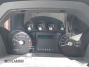 ✅ 2012 Ford F-350 XL • VIN: 1FTBF3A61CEB82648 • Lot: 42395064. Wystawiony na IAAI z przebiegiem 266 558 mil. Bezpłatny archiwum sprzedaży aukcyjnych z USA i szczegółowy raport historii pojazdu na DreamBid. Zdjęcie 7.