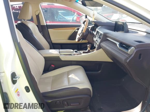 ✅ 2018 Lexus RX 350L Premium • VIN: JTJGZKCA9J2000733 • Лот: 41147392. Опубликован ранее на IAAI с пробегом 62 161 миль. Бесплатный доступ к архиву аукционных продаж из США и подробный отчёт об истории автомобиля на DreamBid. Изображение 5.