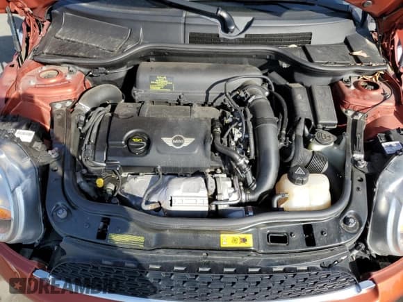 ✅ 2013 MINI Roadster S • VIN: WMWSY3C56DT594329 • Lot: 51965664. Wystawiony na Copart z przebiegiem 82 718 mil. Bezpłatny archiwum sprzedaży aukcyjnych z USA i szczegółowy raport historii pojazdu na DreamBid. Zdjęcie 11.