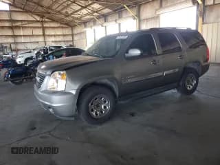 ✅ 2007 GMC Yukon SLE • VIN: 1GKFC13C37R288507 • Lot: 61291585. Listed on Copart with 155,347 mi. Free auction sales archive from the USA and detailed vehicle history report at DreamBid. Image 1.