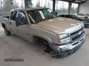 ✅ 2006 Chevrolet Silverado 2500HD LT1 • VIN: 1GCHK23U16F261716 • Lot: 41892408. Listed on IAAI with 273,228 mi. Free auction sales archive from the USA and detailed vehicle history report at DreamBid. Image 1.