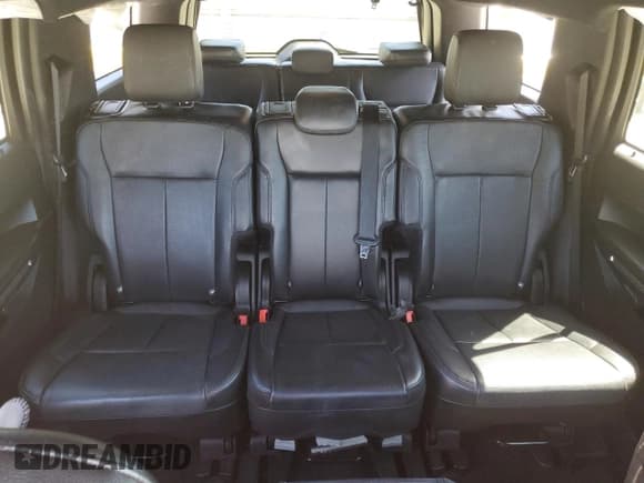 ✅ 2018 Ford Expedition XLT • VIN: 1FMJU1HT7JEA27371 • Lot: 49544585. Listed on Copart with 81,151 mi. Free auction sales archive from the USA and detailed vehicle history report at DreamBid. Image 10.