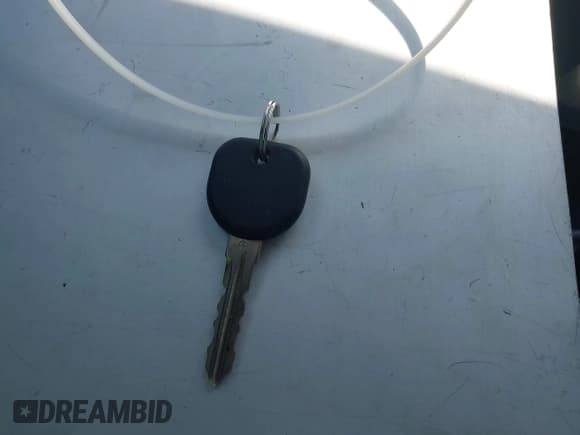 ✅ 2007 Chevrolet Suburban Commercial • VIN: 3GNGK26K77G143019 • Lot: 42608014. Wystawiony na IAAI z przebiegiem Nie podano. Bezpłatny archiwum sprzedaży aukcyjnych z USA i szczegółowy raport historii pojazdu na DreamBid. Zdjęcie 11.