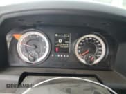 ✅ 2016 Ram 2500 • VIN: 3C7WR4HT9GG333053 • Lot: 62493945. Wystawiony na Copart z przebiegiem 135 180 mil. Bezpłatny archiwum sprzedaży aukcyjnych z USA i szczegółowy raport historii pojazdu na DreamBid. Zdjęcie 9.