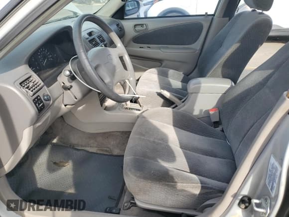 ✅ 2001 Toyota Corolla LE • VIN: 2T1BR12E21C479705 • Lot: 90065695. Wystawiony na Copart z przebiegiem 188 788 mil. Bezpłatny archiwum sprzedaży aukcyjnych z USA i szczegółowy raport historii pojazdu na DreamBid. Zdjęcie 7.