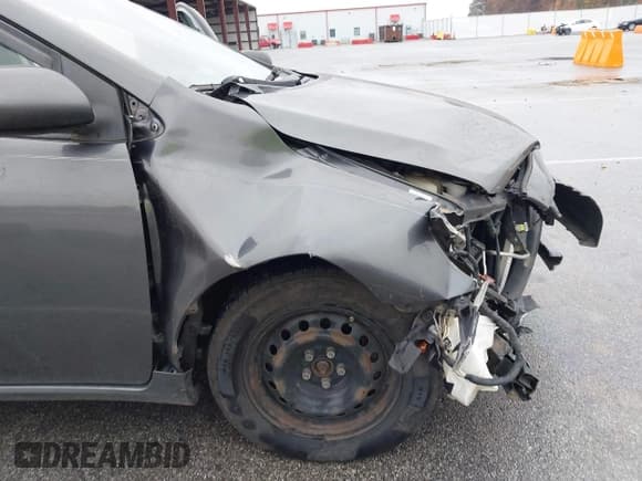 ✅ 2010 Toyota Corolla • VIN: 1NXBU4EE1AZ363602 • Lot: 43641289. Wystawiony na IAAI z przebiegiem 171 447 mil. Bezpłatny archiwum sprzedaży aukcyjnych z USA i szczegółowy raport historii pojazdu na DreamBid. Zdjęcie 6.