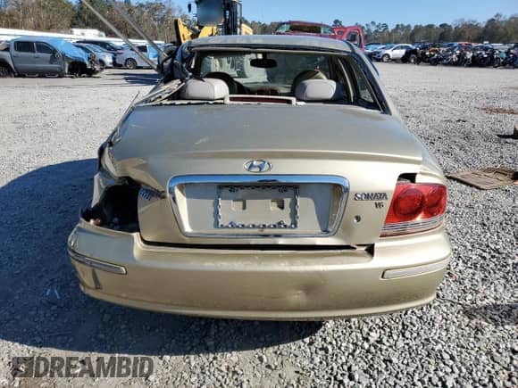 2004 Hyundai Sonata GLS с VIN KMHWF35H64A003084, выставлен на аукционе Copart как лот 83238544 с пробегом 179 054 миль миль и Списание • Salvage title. История ставок и продаж доступна на DreamBid. Изображение 6.