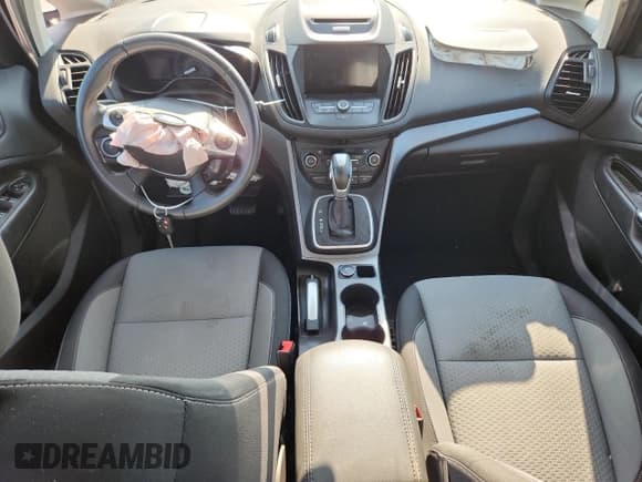 ✅ 2017 Ford C-Max SE • VIN: 1FADP5EU6HL103235 • Lot: 66640185. Wystawiony na Copart z przebiegiem 60 859 mil. Bezpłatny archiwum sprzedaży aukcyjnych z USA i szczegółowy raport historii pojazdu na DreamBid. Zdjęcie 8.