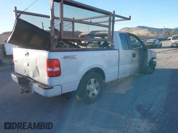 ✅ 2007 Ford F-150 STX • VIN: 1FTRX14W57KC44619 • Lot: 41402821. Listed on IAAI with Not provided. Free auction sales archive from the USA and detailed vehicle history report at DreamBid. Image 4.