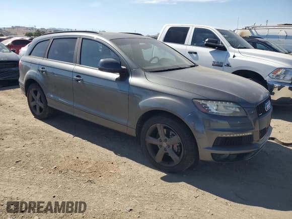 ✅ 2015 Audi Q7 Prestige • VIN: WA1WMAFE8FD004574 • Lot: 68303595. Listed on Copart with 134,790 mi. Free auction sales archive from the USA and detailed vehicle history report at DreamBid. Image 4.