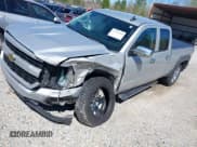 ✅ 2018 Chevrolet Silverado 1500 Custom • VIN: 1GCRCPEC3JZ117322 • Лот: 41719888. Опубликован ранее на IAAI с пробегом 173 623 миль. Бесплатный доступ к архиву аукционных продаж из США и подробный отчёт об истории автомобиля на DreamBid. Изображение 2.