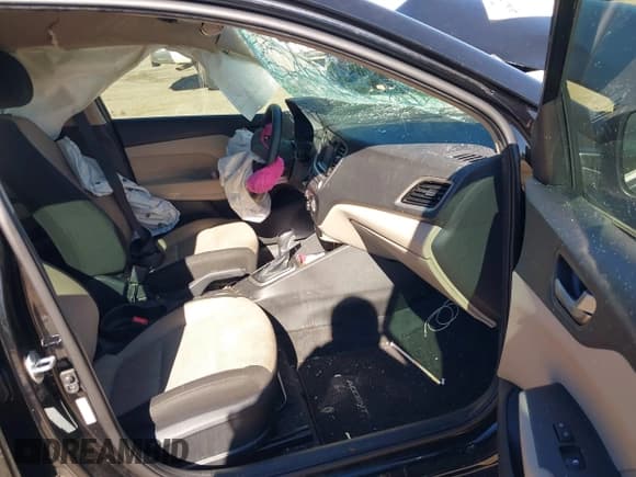 ✅ 2022 Hyundai Accent SE • VIN: 3KPC24A64NE183189 • Лот: 40867921. Опубликован ранее на IAAI с пробегом Не указан. Бесплатный доступ к архиву аукционных продаж из США и подробный отчёт об истории автомобиля на DreamBid. Изображение 5.