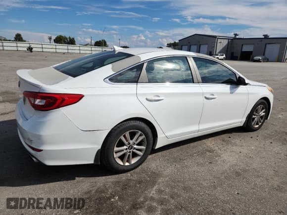 ✅ 2016 Hyundai Sonata SE • VIN: 5NPE24AF3GH332036 • Lot: 83859075. Listed on Copart with 110,360 mi. Free auction sales archive from the USA and detailed vehicle history report at DreamBid. Image 3.