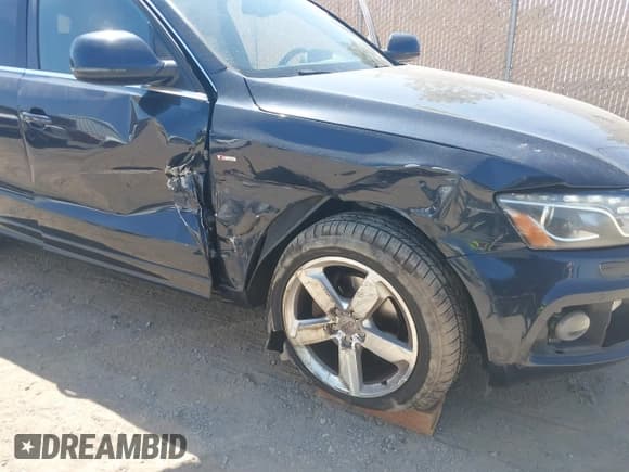 ✅ 2012 Audi Q5 Premium Plus • VIN: WA1DKAFP3CA109647 • Lot: 42754626. Listed on IAAI with 122,074 mi. Free auction sales archive from the USA and detailed vehicle history report at DreamBid. Image 6.