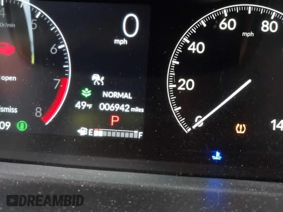 ✅ 2025 Honda Odyssey Touring • VIN: 5FNRL6H80SB006123 • Lot: 43533161. Listed on IAAI with 6,942 mi. Free auction sales archive from the USA and detailed vehicle history report at DreamBid. Image 7.