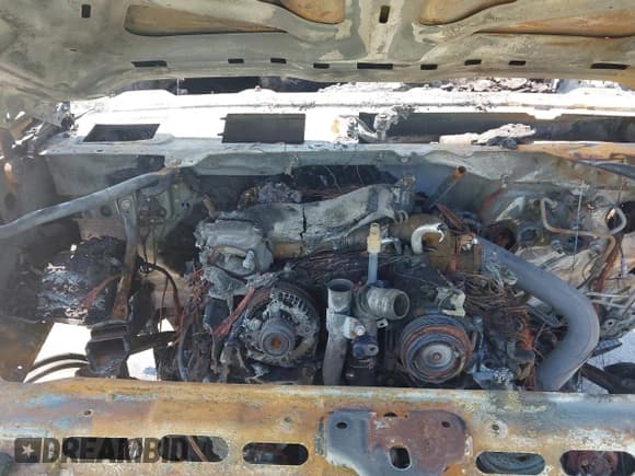 ✅ 2015 Chevrolet Silverado 2500HD LTZ • VIN: 1GC1KWE88FF128542 • Lot: 42545413. Listed on IAAI with 141,188 mi. Free auction sales archive from the USA and detailed vehicle history report at DreamBid. Image 10.