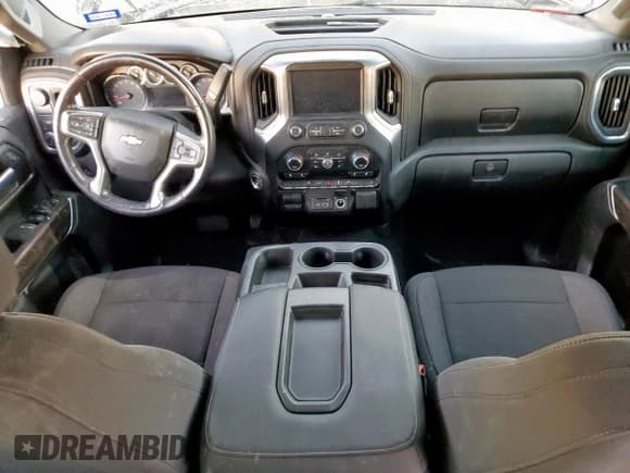 ✅ 2020 Chevrolet Silverado 1500 LT • VIN: 3GCPWCEDXLG294890 • Lot: 90742135. Wystawiony na Copart z przebiegiem Nie podano. Bezpłatny archiwum sprzedaży aukcyjnych z USA i szczegółowy raport historii pojazdu na DreamBid. Zdjęcie 8.