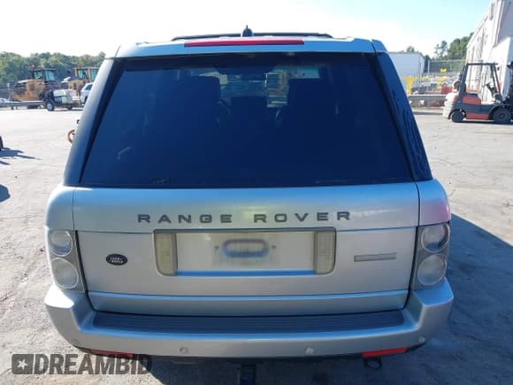 ✅ 2006 Land Rover Range Rover SC • VIN: SALMF13486A229204 • Лот: 43157646. Опубликован ранее на IAAI с пробегом 189 445 миль. Бесплатный доступ к архиву аукционных продаж из США и подробный отчёт об истории автомобиля на DreamBid. Изображение 16.