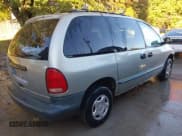 ✅ 2000 Dodge Caravan • VIN: 2B4GP2534YR643202 • Lot: 43611787. Wystawiony na IAAI z przebiegiem 219 266 mil. Bezpłatny archiwum sprzedaży aukcyjnych z USA i szczegółowy raport historii pojazdu na DreamBid. Zdjęcie 4.