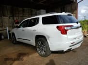 ✅ 2023 GMC Acadia Denali • VIN: 1GKKNPL40PZ225370 • Lot: 78121434. Wystawiony na Copart z przebiegiem 19 601 mil. Bezpłatny archiwum sprzedaży aukcyjnych z USA i szczegółowy raport historii pojazdu na DreamBid. Zdjęcie 2.
