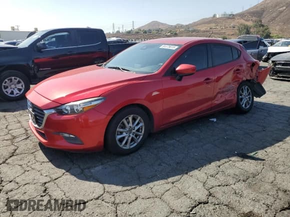 ✅ 2018 Mazda 3 Sport • VIN: 3MZBN1K77JM199683 • Лот: 84475615. Опубликован ранее на Copart с пробегом 79 186 миль. Бесплатный доступ к архиву аукционных продаж из США и подробный отчёт об истории автомобиля на DreamBid. Изображение 1.