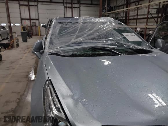 ✅ 2017 Cadillac XT5 Premium Luxury AWD • VIN: 1GYKNERS4HZ306955 • Lot: 41932934. Listed on IAAI with 150,050 mi. Free auction sales archive from the USA and detailed vehicle history report at DreamBid. Image 6.