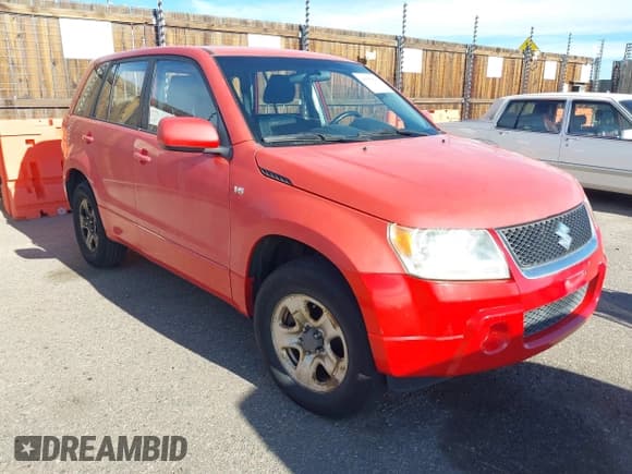 ✅ 2006 Suzuki Grand Vitara • VIN: JS3TD941764103508 • Lot: 43835804. Listed on IAAI with 145,897 mi. Free auction sales archive from the USA and detailed vehicle history report at DreamBid. Image 1.