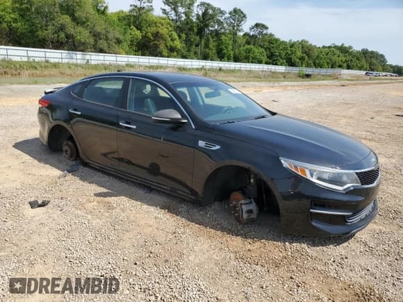 ✅ 2017 Kia Optima LX • VIN: 5XXGT4L30HG141521 • Lot: 52782695. Wystawiony na Copart z przebiegiem 81 736 mil. Bezpłatny archiwum sprzedaży aukcyjnych z USA i szczegółowy raport historii pojazdu na DreamBid. Zdjęcie 4.