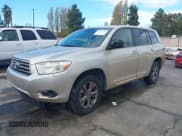 ✅ 2008 Toyota Highlander • VIN: JTEDS41A682003054 • Лот: 43701509. Опубликован ранее на IAAI с пробегом 302 035 миль. Бесплатный доступ к архиву аукционных продаж из США и подробный отчёт об истории автомобиля на DreamBid. Изображение 2.