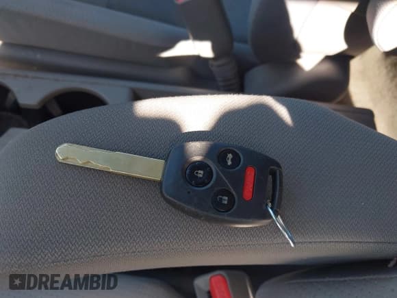 ✅ 2011 Honda CR-V EX • VIN: JHLRE3H53BC005112 • Lot: 43363574. Listed on IAAI with 189,569 mi. Free auction sales archive from the USA and detailed vehicle history report at DreamBid. Image 11.