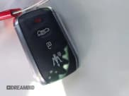 ✅ 2023 Maserati Grecale GT • VIN: ZN682AVA9P7437600 • Lot: 42481015. Wystawiony na IAAI z przebiegiem 13 321 mil. Bezpłatny archiwum sprzedaży aukcyjnych z USA i szczegółowy raport historii pojazdu na DreamBid. Zdjęcie 11.