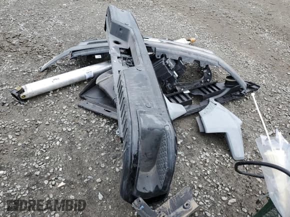 ✅ 2025 Chevrolet Silverado 1500 • VIN: 3GCUKHE80SG133333 • Лот: 66640915. Опубликован ранее на Copart с пробегом 13 203 миль. Бесплатный доступ к архиву аукционных продаж из США и подробный отчёт об истории автомобиля на DreamBid. Изображение 12.