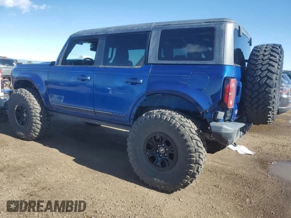 ✅ 2021 Ford Bronco First Edition • VIN: 1FMEE5EP2MLA43085 • Lot: 57164395. Listed on Copart with 9,057 mi. Free auction sales archive from the USA and detailed vehicle history report at DreamBid. Image 2.